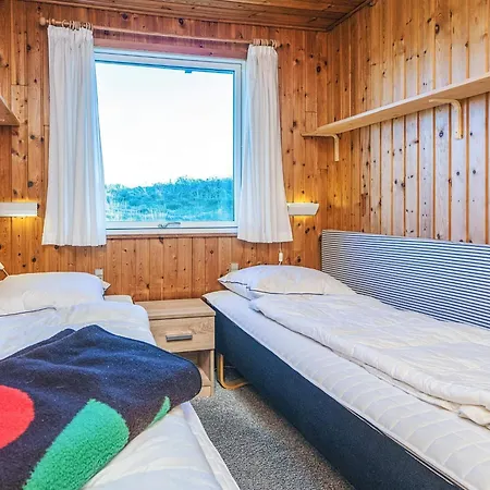 6 Person In Henne-by Traum Henne Strand